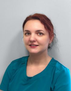 Agnė Umbraziūnė - gydytoja odontologė. Odontologijos klinika - „Gražių šypsenų namai“.